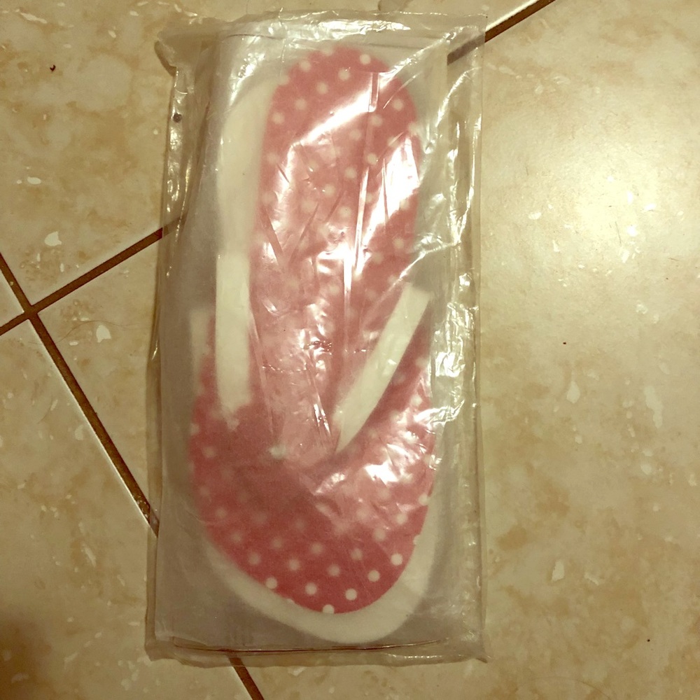 Pedicure reusable flip flops from Avon